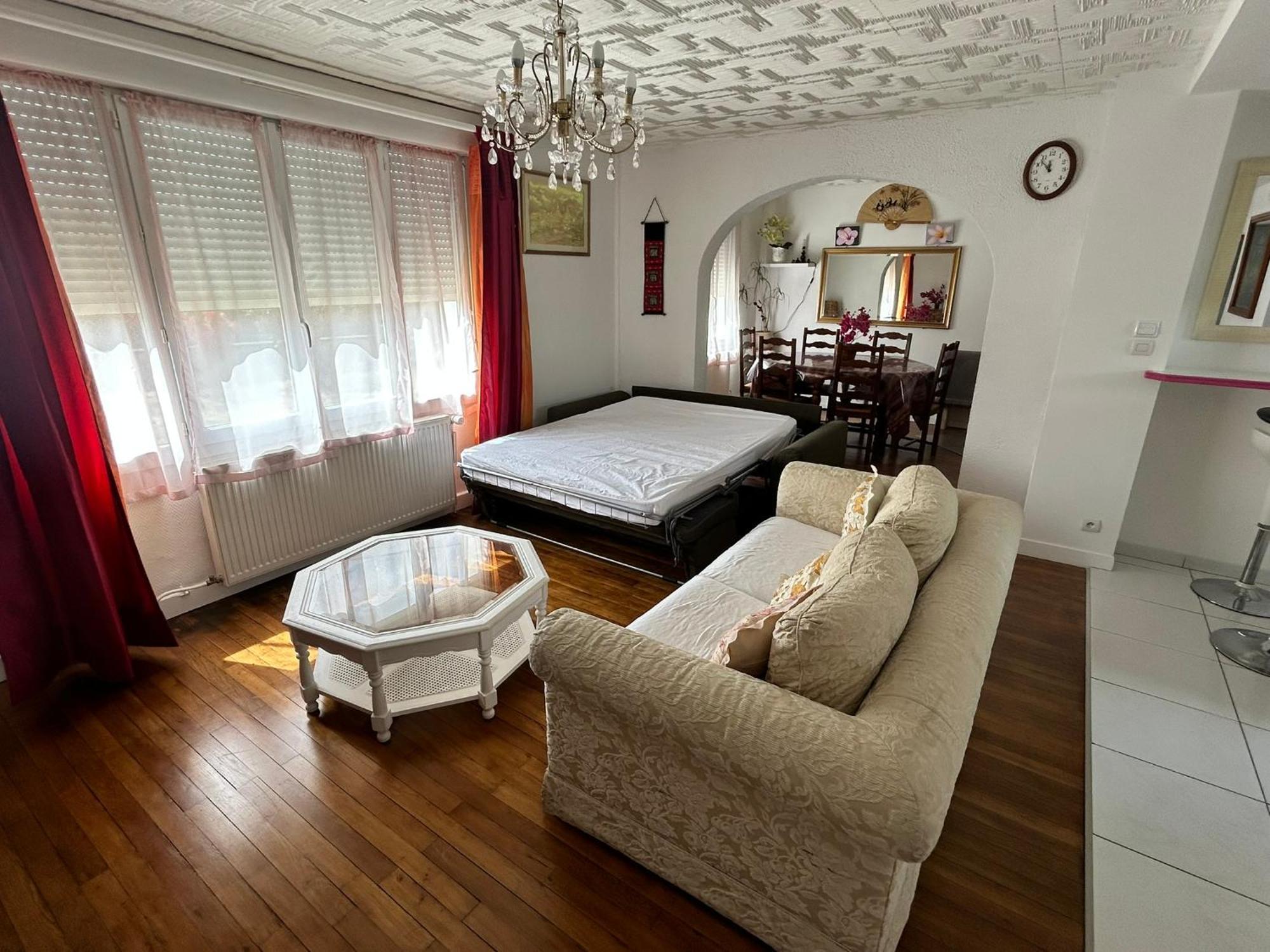 5Min Futuroscope 80M2 - 3 Chambres - Parking Prive - Wifi - Jardin Chasseneuil-du-Poitou Luaran gambar